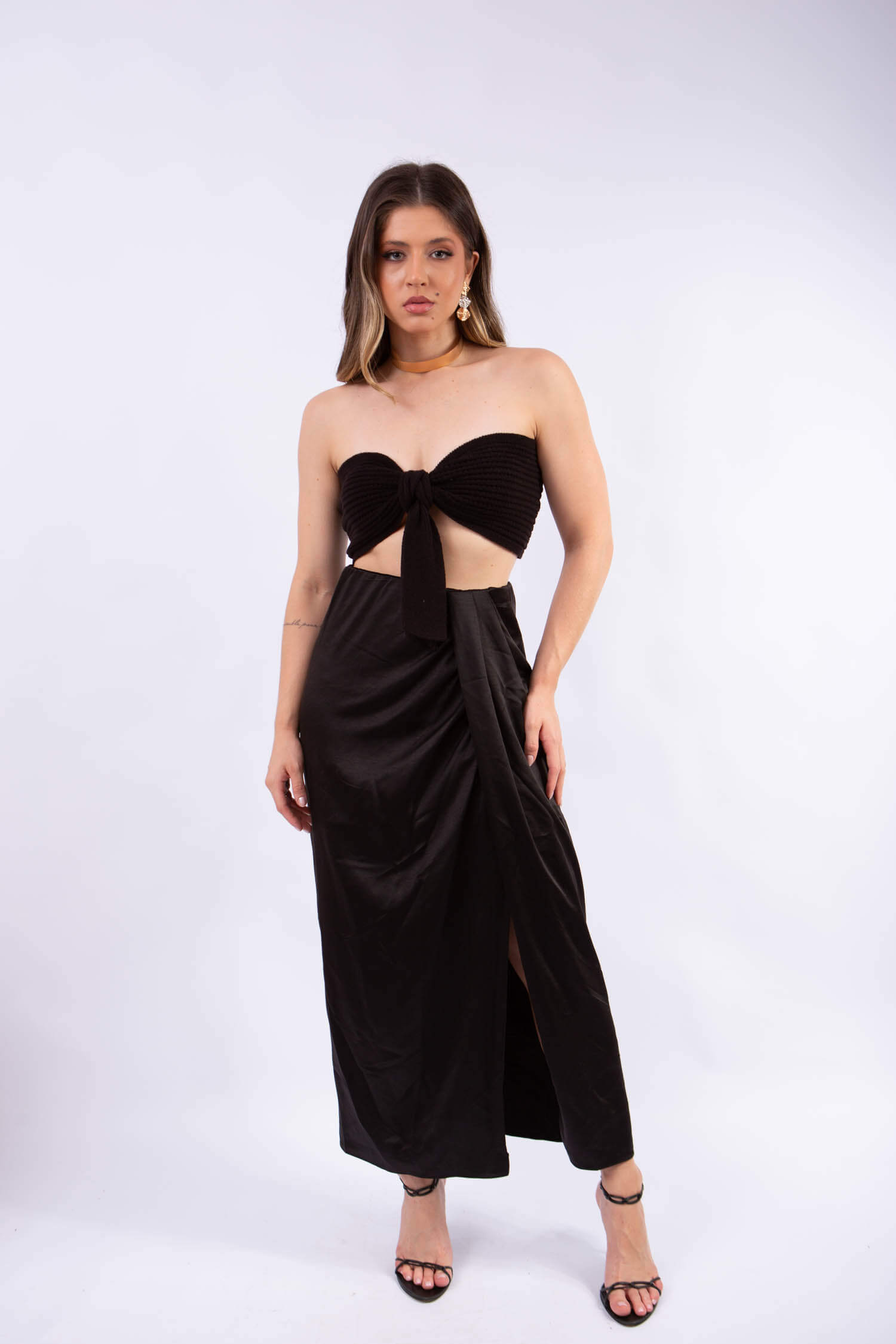 Top Tricô Tomara Que Caia com Laço Frontal em Modal